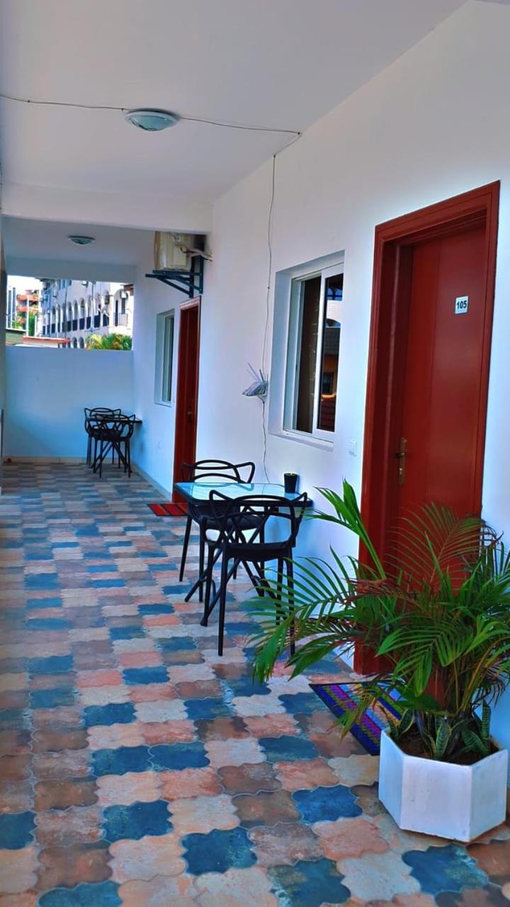 Namaste Hotel & Restaurant Libreville Eksteriør billede