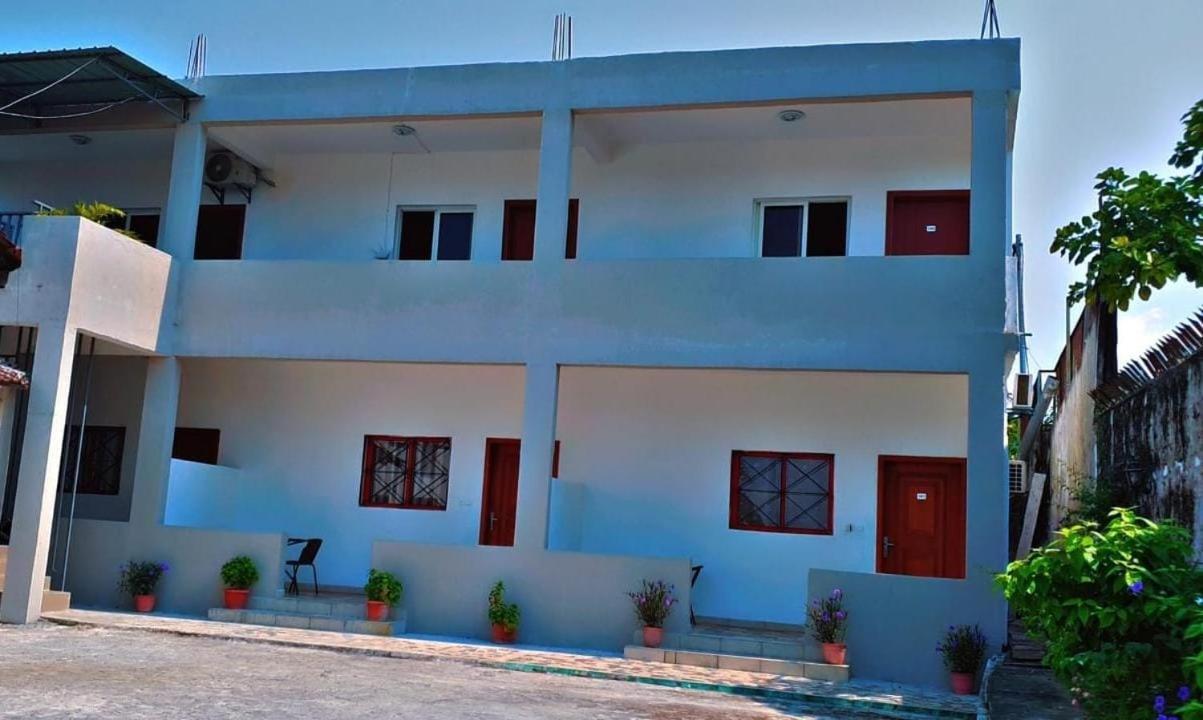 Namaste Hotel & Restaurant Libreville Eksteriør billede